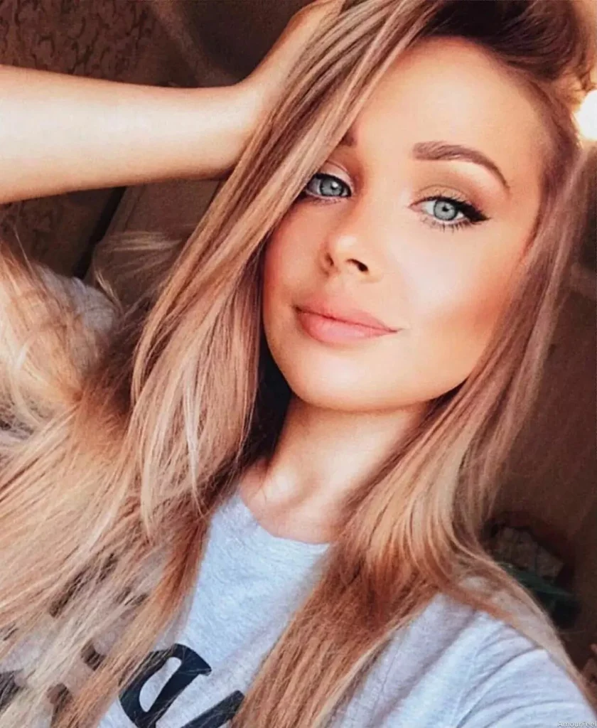 Victoria Profile image 2