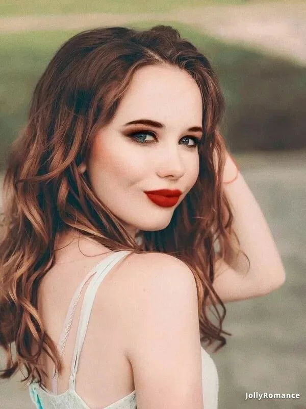 Anastasiya Profile image 3
