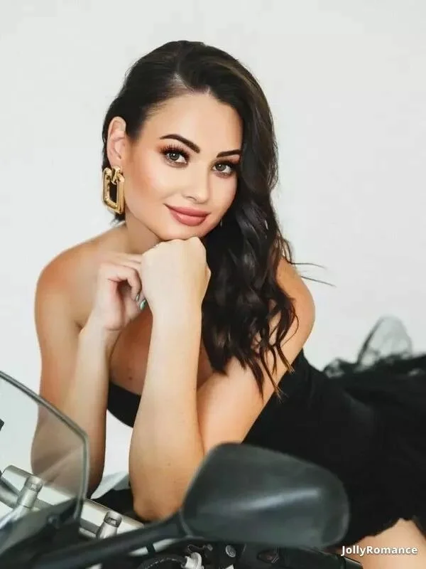 Irina Profile image 1