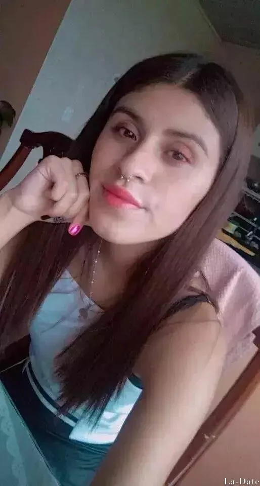 Yuliana Profile image 4