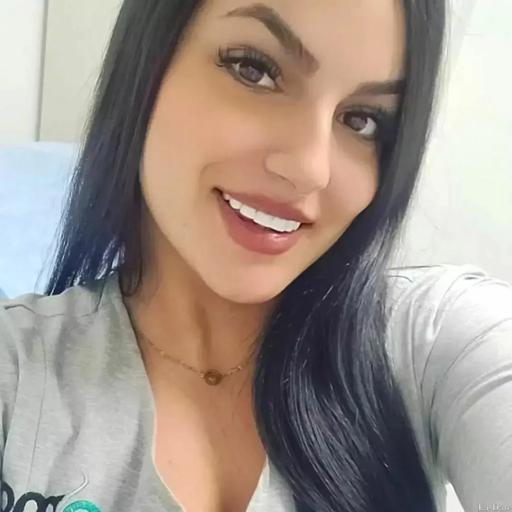 Mariana Profile image 1