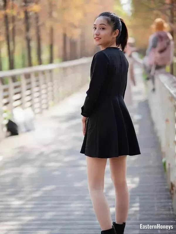 Qiaohong Profile image 2