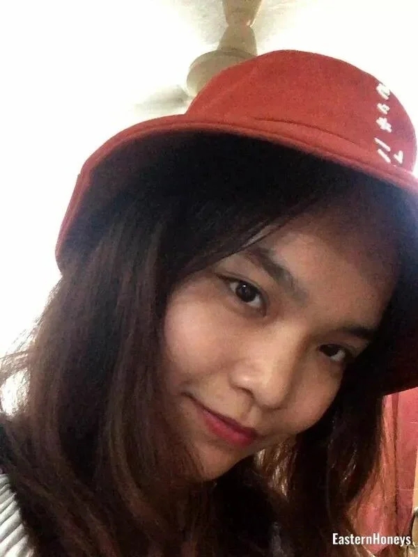 Mia Profile image 3